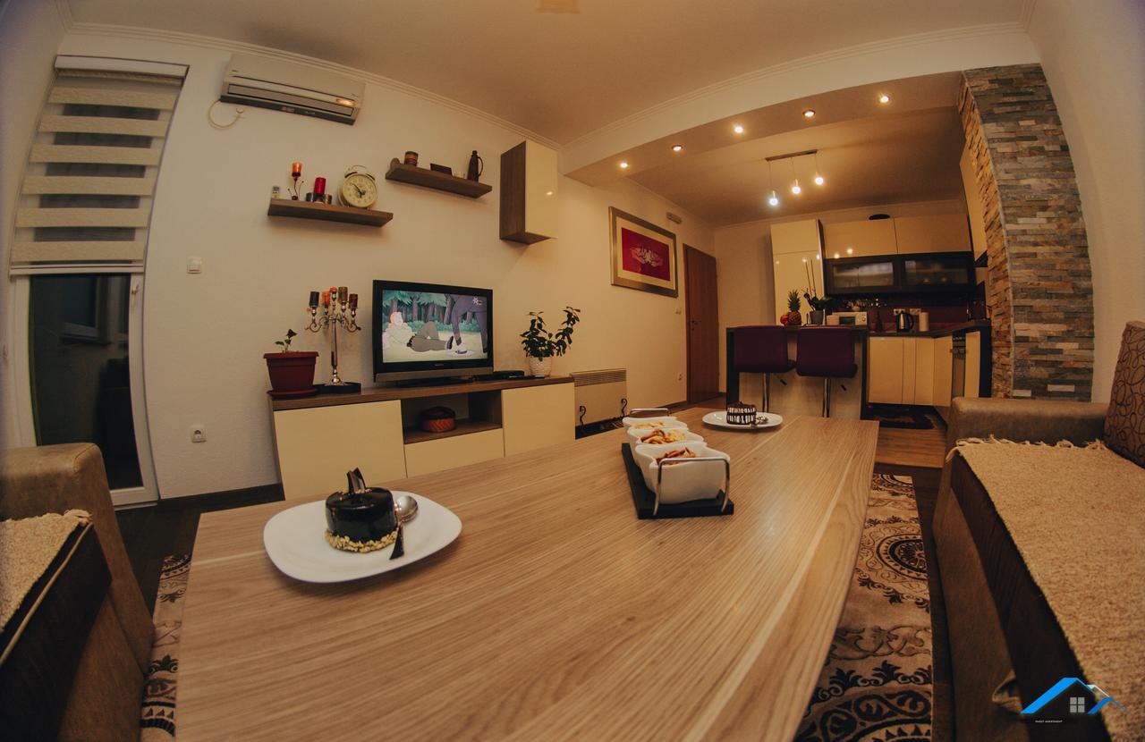 Brilliant Apartman บีฮัช ภายนอก รูปภาพ