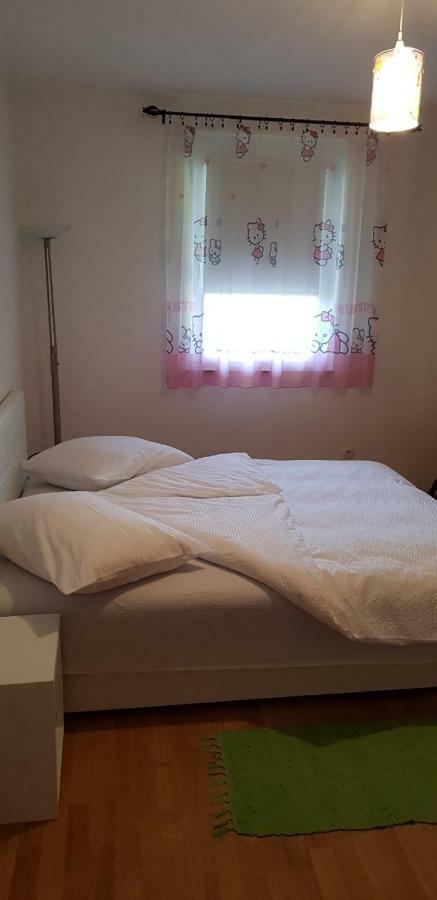 Brilliant Apartman บีฮัช ภายนอก รูปภาพ